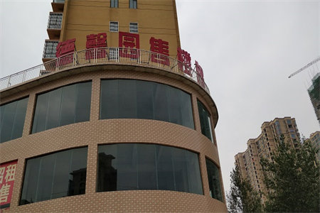 出售泰安大修厂宿舍新楼2室2厅1卫75平精装修